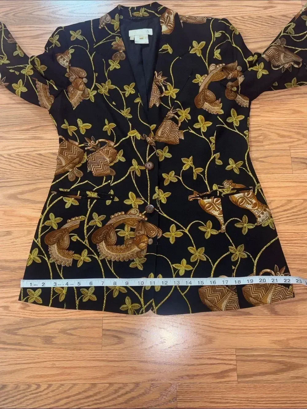 Escada Margaretha Ley 100% Silk Print Jacket, black, tan, gold, size 40, US 10